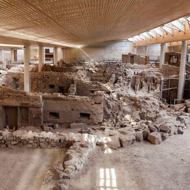 Private Full-Day Tour with winery visit - What this private Santorini tour is really designed to do