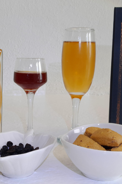 Private organic vineyard visit with liqueur tasting - Why this small farm visit feels different
