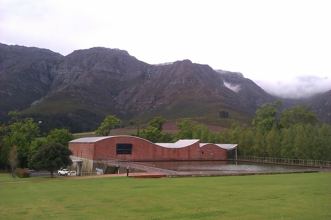 Private Package to Finest Vineyards - Stellenbosch pickup - Key points at a glance