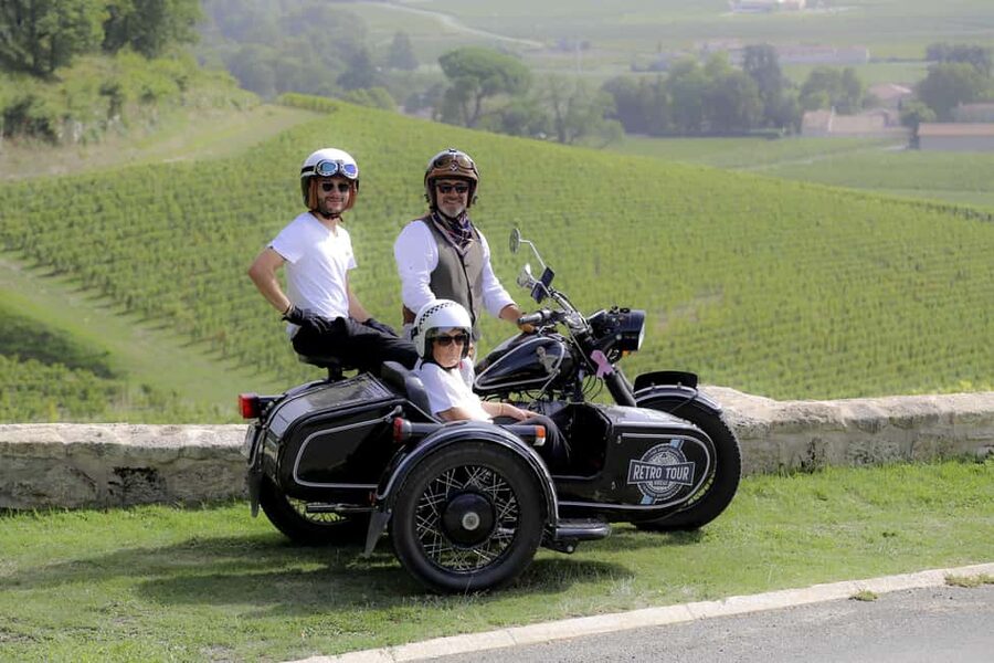 Private ride in the vineyards from Saint-Emilion - Who Will Enjoy This Most