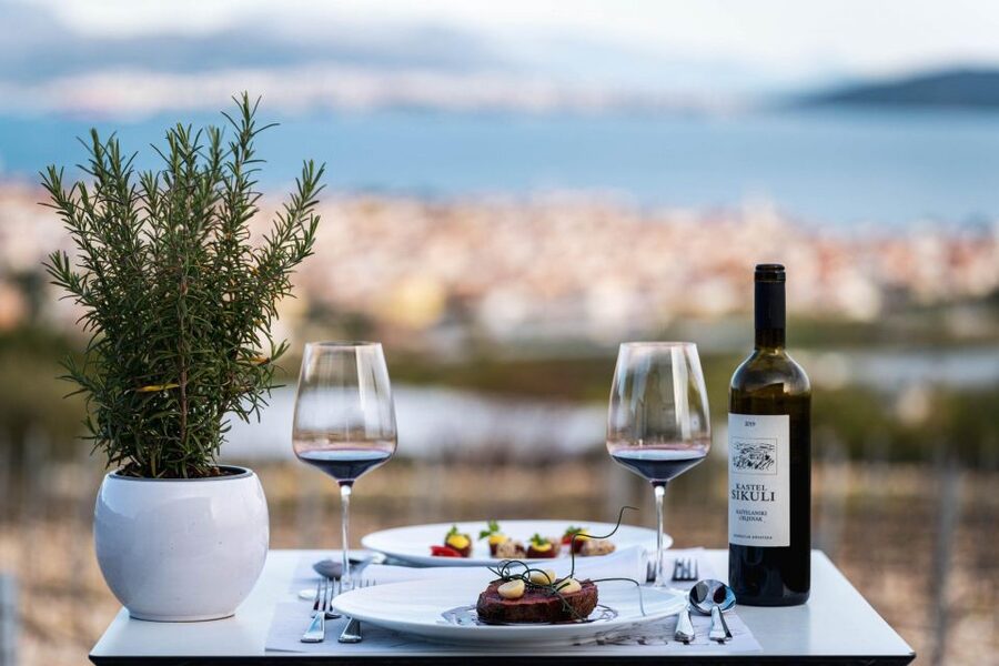 Private Split & Trogir Wine Tasting & Vineyard with Sea View - Walking through Split’s Roman center