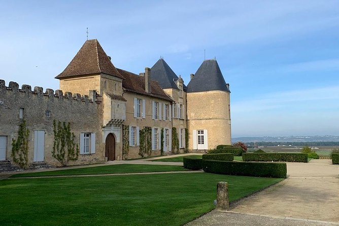 Private tour in the Sauternes wine region - discover Bordeaux sweet Crus Classés - What the $221.25 price really buys you