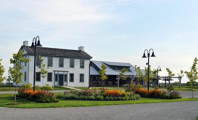 Private Wine and Chocolate Tour in Niagara Wine Region - Starting around Niagara-on-the-Lake