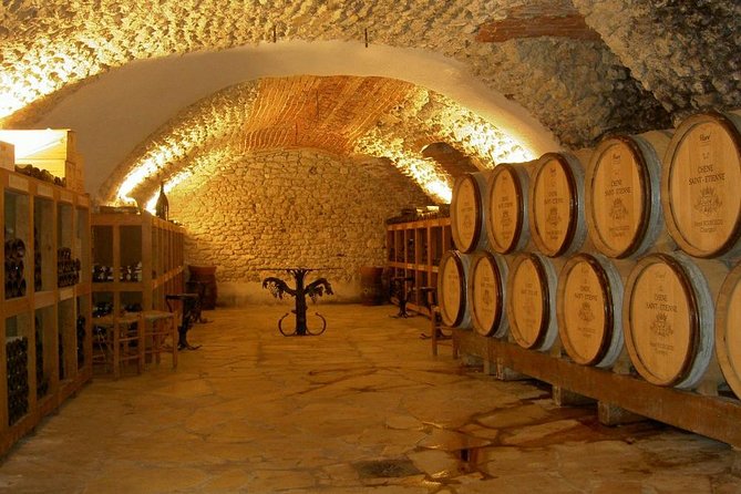 Private wine tour to Sancerre vineyards from Paris with Sommelier - Leaving Paris in a private van