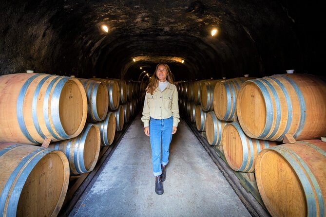 Queenstown Classic Wine Tour: 3 Winery Visits, Cave Tour & Cheese - What makes this afternoon worth your time