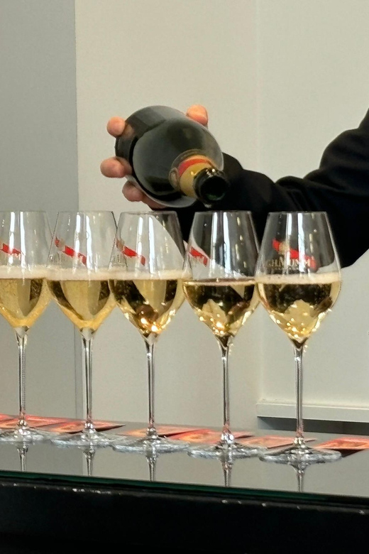 Reims: Champagne House Mumm, Winery Visit with Lunch - Why this Champagne day works