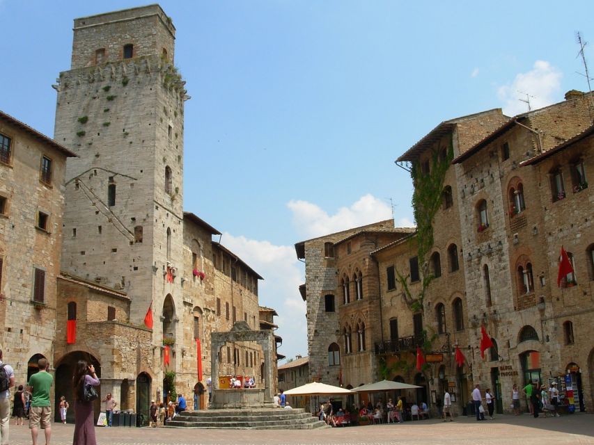 Rome: Private Tour to San Gimignano, Siena & Winery Visit - Siena in two hours: Piazza del Campo and the Duomo