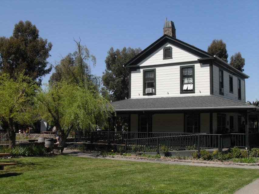 San Francisco: Half-Day Wine Country Tour with Wine Tastings - How the guides shape the experience