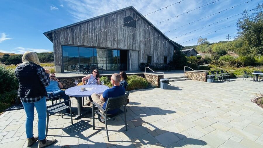 Santa Barbara: Wine Country Tour with Lunch - The picnic lunch and the rhythm of the day