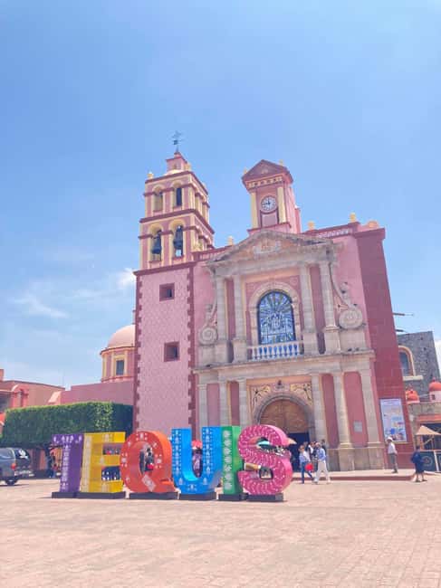 Santiago de Querétaro: Pueblos Mágicos Cheese and Wine Route - Fourteen cheeses and two Querétaro wines