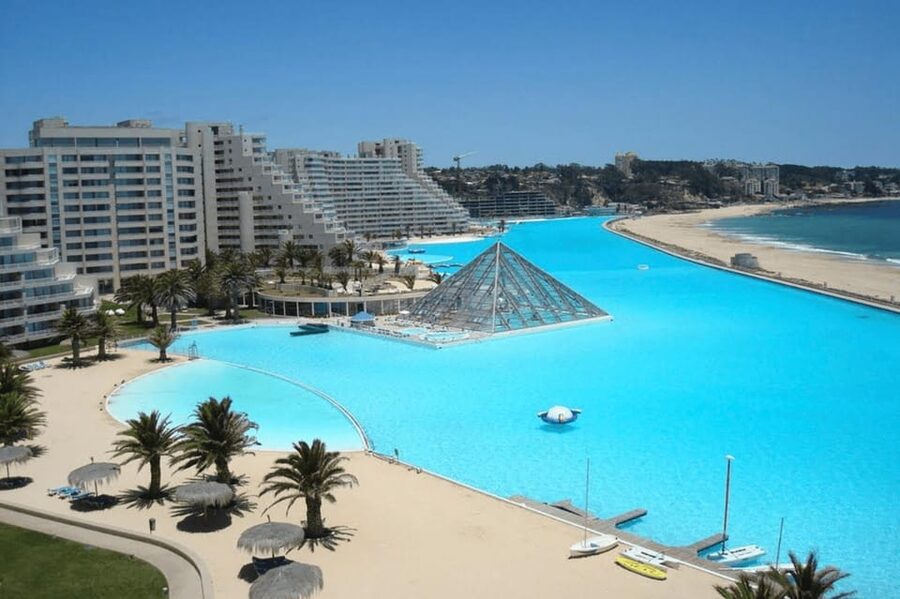 Santiago: Veramonte Vineyard, Isla Negra and Algarrobo, - Lunch at Peces Gordos: pay separately, choose seafood