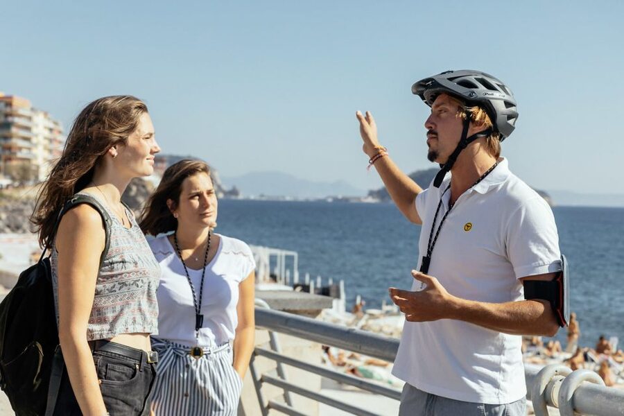 Scenic E-Bike Ride with Vineyard Wine & Meal - Lago d’Averno and the volcanic side of Naples