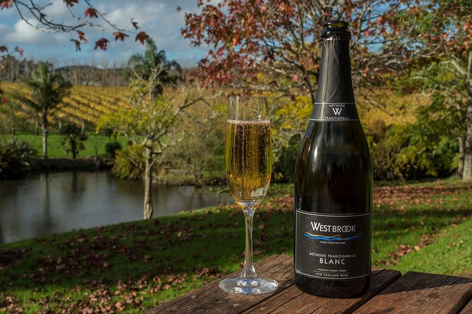 Small-Group Kumeu Wine Country Tour with Wine Tastings & Lunch - A 12 noon start that leaves room for Auckland