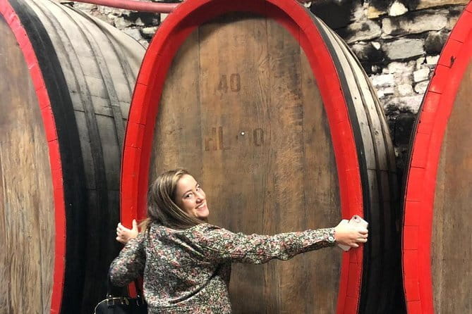 Small Group Wine Tasting in Tuscany with Vineyard Visit - Key points to know before booking