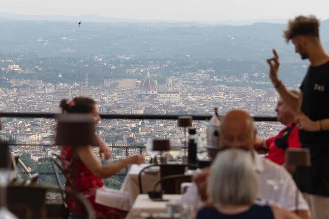 Small Group Wine Tasting in Tuscany with Vineyard Visit - Who should book this Chianti outing?