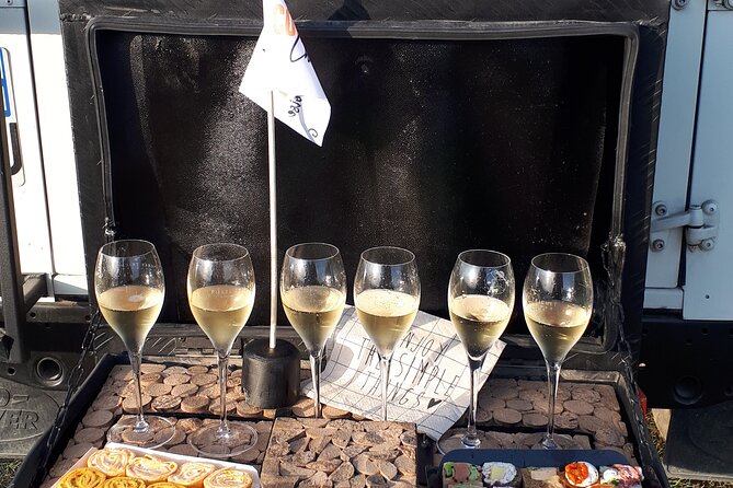 Sunset and champagne tasting in the vineyards - Is the $156.38 price good value?