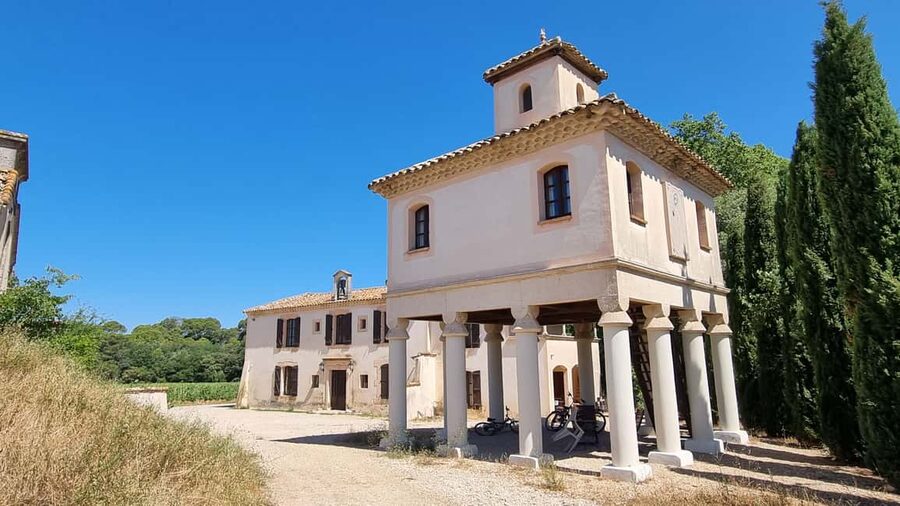 Tasting tour : The secrets of the vineyard Chateau Capion - The formal gardens and 1.2-kilometer vineyard trail