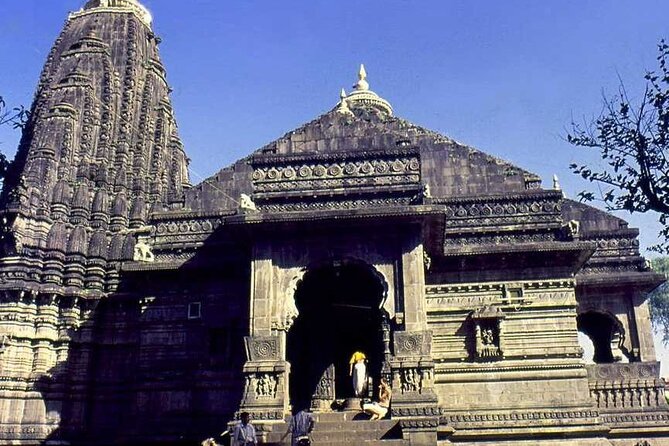 Temples & Vineyards: Private Tour to Nashik from Mumbai - Ramkund on the Godavari River