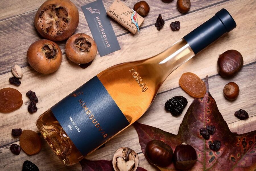 Tokaj: Vineyard Tour & Tasting - Tasting seven wines, from dry to Tokaj Essence