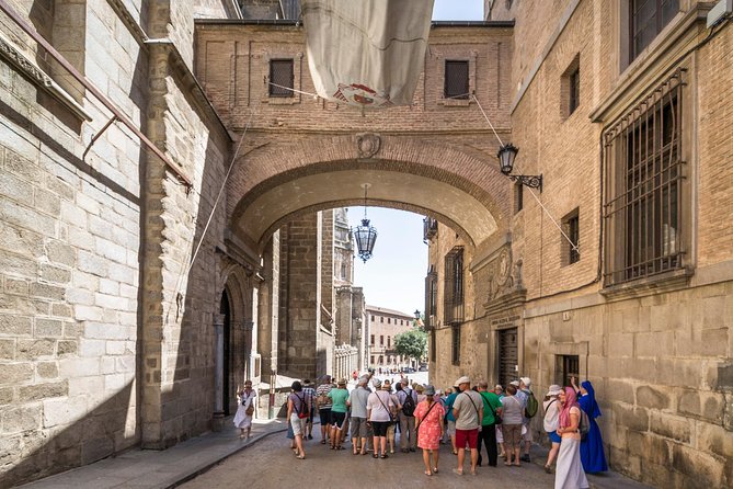 Toledo Full Day with Winery Visit, Tapas and Wine Tasting - Transport, group size, and the walking effort