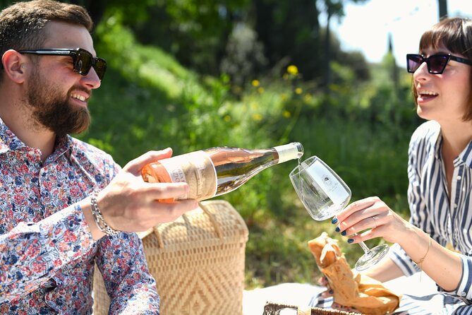 Tour through the vineyards and wine and olive oil tasting in Tuscany - Who will enjoy this visit most?