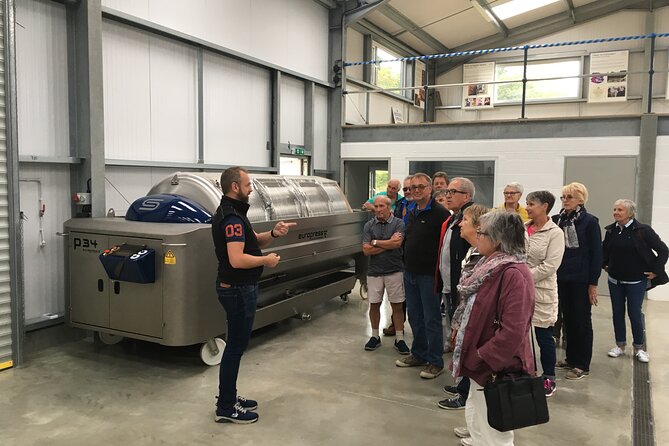 Vineyard & Cheesemaker Bus Tour of Sussex - Bluebell Vineyard Estates: a slower final tasting