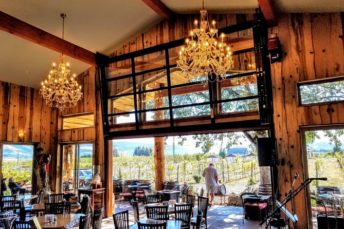 Waterfalls & Wine Tour-Multnomah Falls,Vineyards,Hood River Combo - Hood River for lunch, breweries, and a change of pace