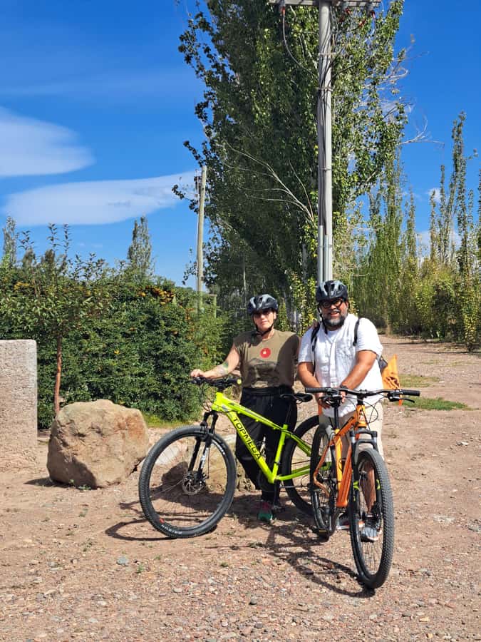 Wine and Chocolate Bike Tour: ride, taste, lunch, vineyards. - Lamadrid Estate Wines and the long picnic lunch