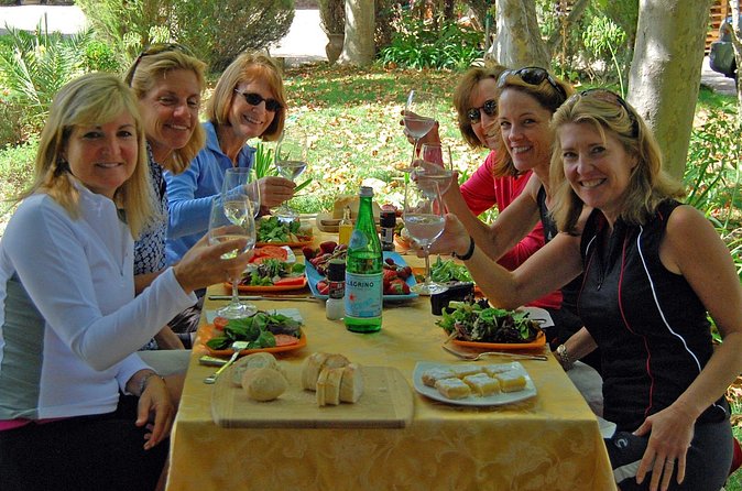 Wine Country Farm to Table Bike Tour w/Lunch - Lunch and wine at Lincourt Vineyards