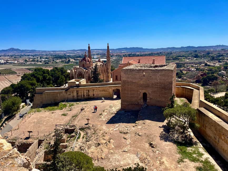 Wine Route with 3 Tastings & Castillo La Mola: Small Group - The guide can shape the whole experience